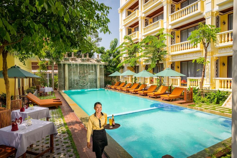 Gz Premier Luxury Residence And Spa Сіємреап Екстер'єр фото