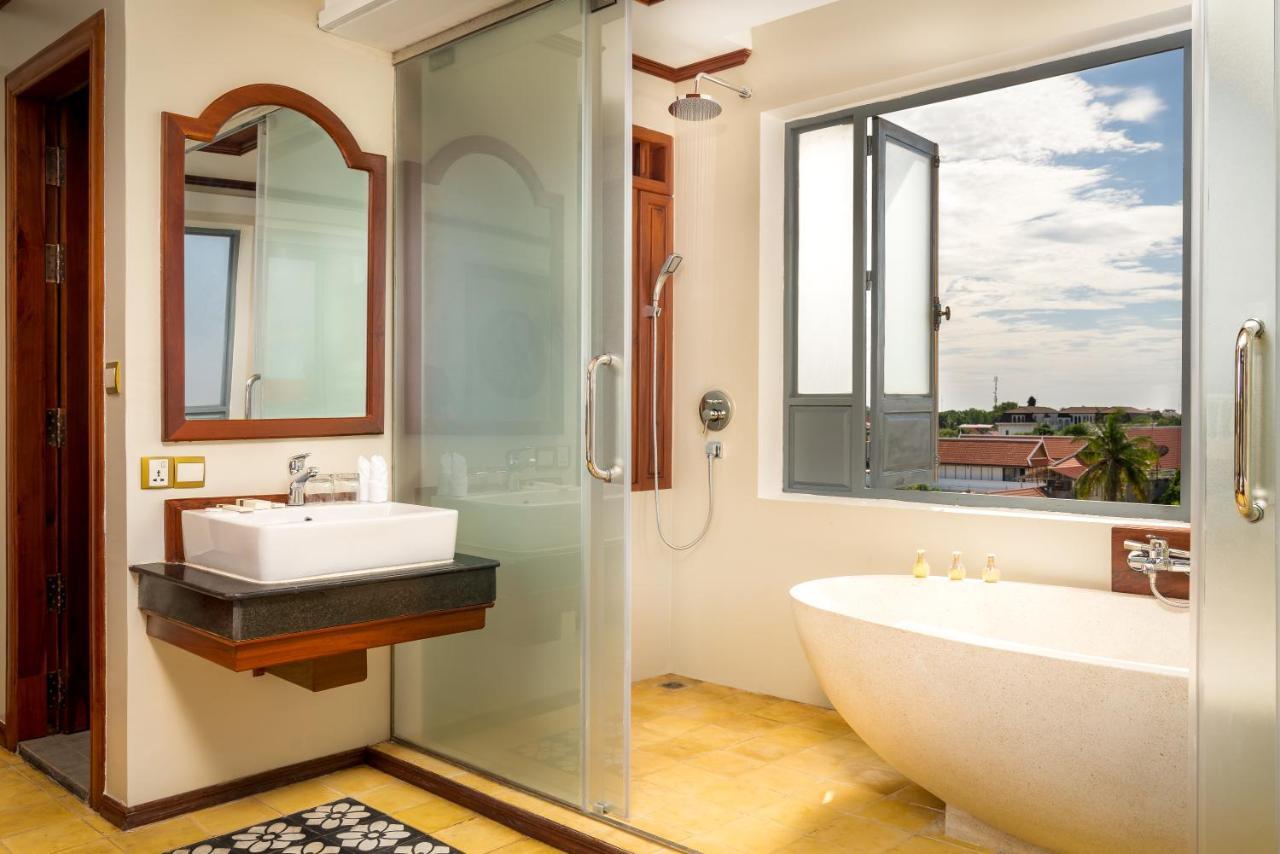 Gz Premier Luxury Residence And Spa Сіємреап Екстер'єр фото